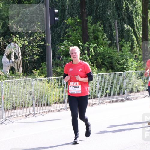 08.06.2024 - REWE Women's Run Strokosch-Dieckow http://msf.ph/oto/6258820 09.06.2024 09:57:27 Laufen 10264, 10496, 1076 meine-sportfotos.de