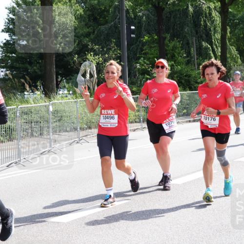 08.06.2024 - REWE Women's Run Strokosch-Dieckow http://msf.ph/oto/6258832 09.06.2024 09:57:29 Laufen 10264, 10496, 10766, 10176, 10341, 10567 meine-sportfotos.de