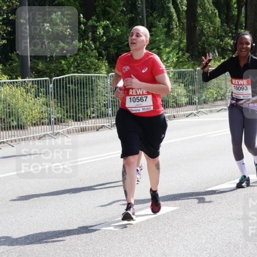 08.06.2024 - REWE Women's Run Strokosch-Dieckow http://msf.ph/oto/6258846 09.06.2024 09:57:32 Laufen 10567, 10093 meine-sportfotos.de