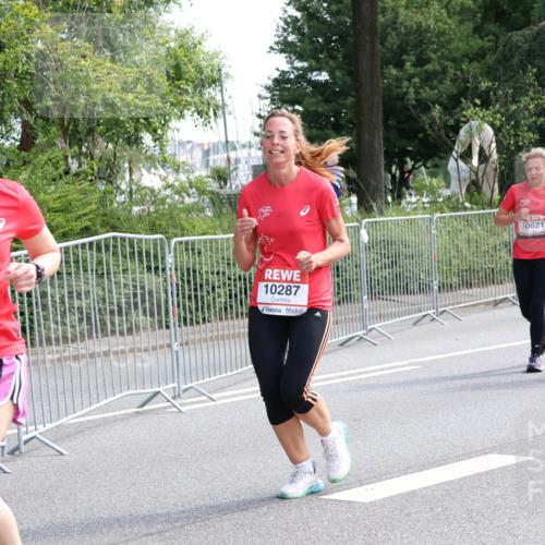 08.06.2024 - REWE Women's Run Strokosch-Dieckow http://msf.ph/oto/6258906 09.06.2024 09:57:49 Laufen 10440, 10287, 10621, 10432 meine-sportfotos.de