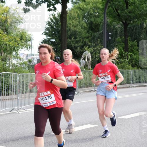 08.06.2024 - REWE Women's Run Strokosch-Dieckow http://msf.ph/oto/6258924 09.06.2024 09:57:53 Laufen 10476, 283, 10076 meine-sportfotos.de