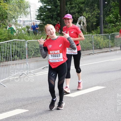 08.06.2024 - REWE Women's Run Strokosch-Dieckow http://msf.ph/oto/6258997 09.06.2024 09:58:26 Laufen 10222, 10470, 10399 meine-sportfotos.de