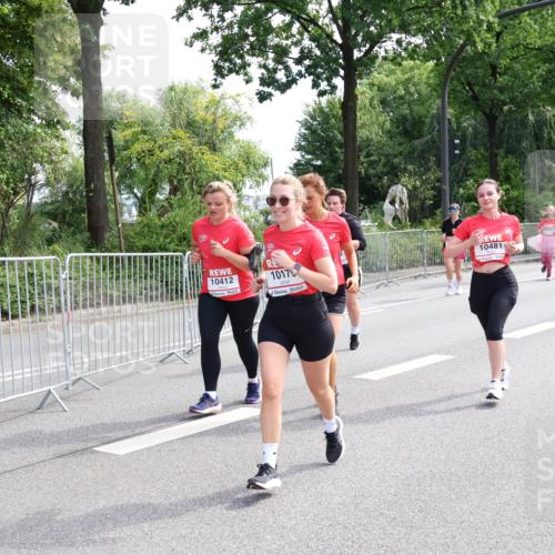 08.06.2024 - REWE Women's Run Strokosch-Dieckow http://msf.ph/oto/6259045 09.06.2024 09:58:40 Laufen 10412, 10179, 10481 meine-sportfotos.de