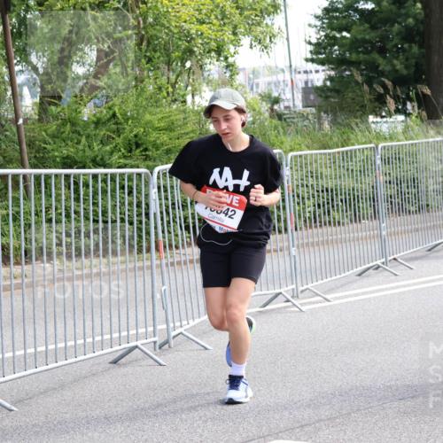 08.06.2024 - REWE Women's Run Strokosch-Dieckow http://msf.ph/oto/6259061 09.06.2024 09:58:44 Laufen 18842, 10191, 10 meine-sportfotos.de