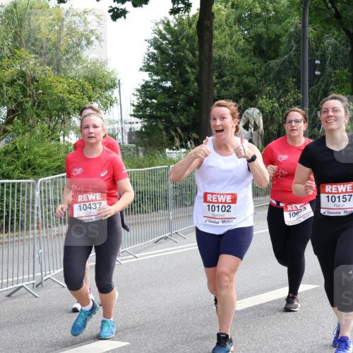 08.06.2024 - REWE Women's Run Strokosch-Dieckow http://msf.ph/oto/6259076 09.06.2024 09:58:48 Laufen 10007, 10437, 10102, 10623, 10157 meine-sportfotos.de