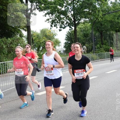 08.06.2024 - REWE Women's Run Strokosch-Dieckow http://msf.ph/oto/6259081 09.06.2024 09:58:49 Laufen 100, 10437, 10102, 1015 meine-sportfotos.de