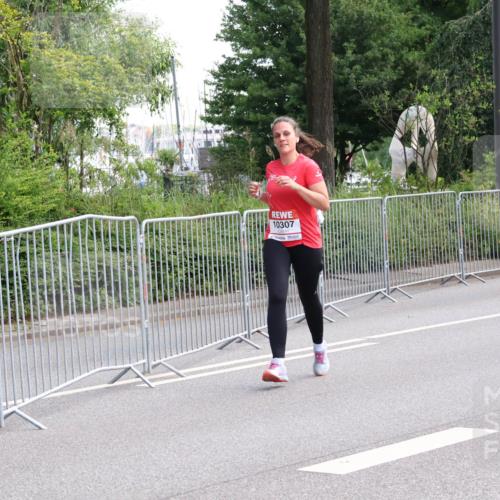 08.06.2024 - REWE Women's Run Strokosch-Dieckow http://msf.ph/oto/6259099 09.06.2024 09:59:00 Laufen 10307, 10520 meine-sportfotos.de