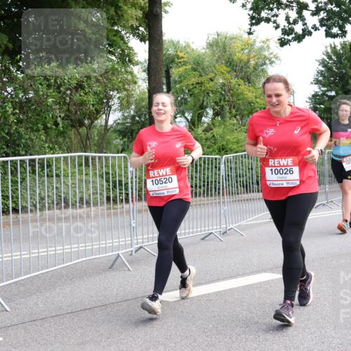 08.06.2024 - REWE Women's Run Strokosch-Dieckow http://msf.ph/oto/6259106 09.06.2024 09:59:04 Laufen 10520, 10026, 22, 10127 meine-sportfotos.de