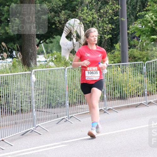 08.06.2024 - REWE Women's Run Strokosch-Dieckow http://msf.ph/oto/6259143 09.06.2024 09:59:21 Laufen 10635 meine-sportfotos.de