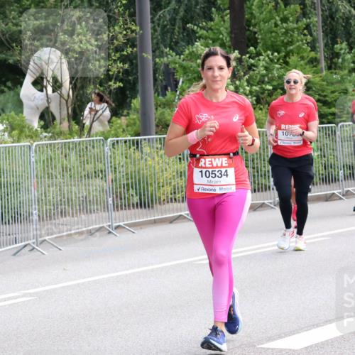 08.06.2024 - REWE Women's Run Strokosch-Dieckow http://msf.ph/oto/6259154 09.06.2024 09:59:25 Laufen 10534, 10750, 10359, 10158 meine-sportfotos.de