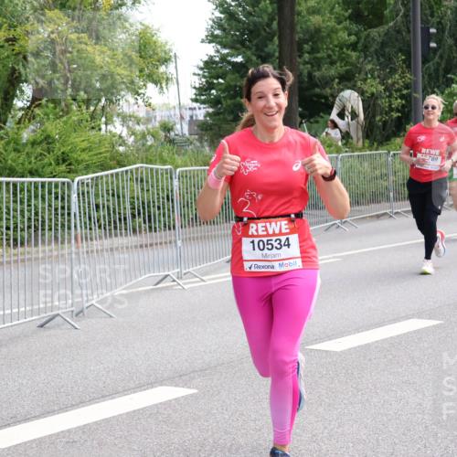 08.06.2024 - REWE Women's Run Strokosch-Dieckow http://msf.ph/oto/6259160 09.06.2024 09:59:28 Laufen 10534, 789, 10359, 10156, 10392 meine-sportfotos.de