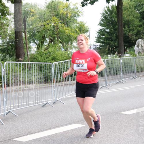 08.06.2024 - REWE Women's Run Strokosch-Dieckow http://msf.ph/oto/6259186 09.06.2024 09:59:34 Laufen 10701 meine-sportfotos.de
