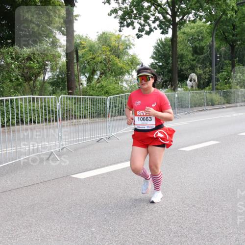 08.06.2024 - REWE Women's Run Strokosch-Dieckow http://msf.ph/oto/6259194 09.06.2024 09:59:36 Laufen 10663 meine-sportfotos.de