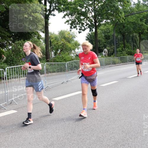 08.06.2024 - REWE Women's Run Strokosch-Dieckow http://msf.ph/oto/6259247 09.06.2024 09:59:50 Laufen  meine-sportfotos.de