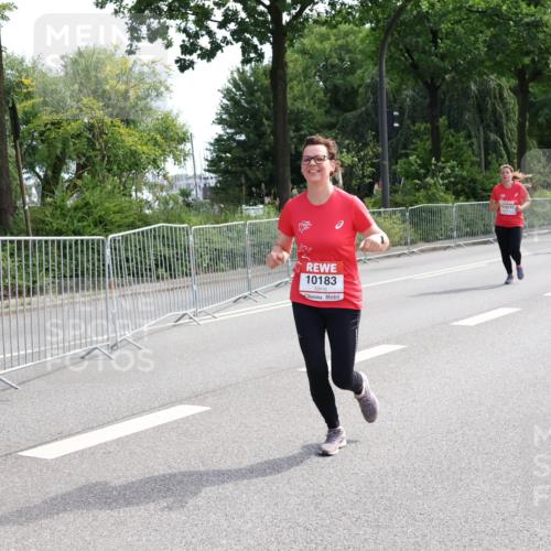 08.06.2024 - REWE Women's Run Strokosch-Dieckow http://msf.ph/oto/6259278 09.06.2024 10:00:00 Laufen 10183, 10032 meine-sportfotos.de