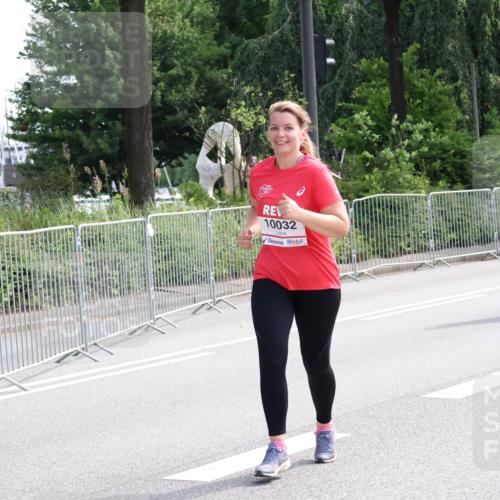 08.06.2024 - REWE Women's Run Strokosch-Dieckow http://msf.ph/oto/6259282 09.06.2024 10:00:03 Laufen 10032, 10344 meine-sportfotos.de