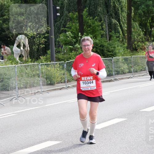 08.06.2024 - REWE Women's Run Strokosch-Dieckow http://msf.ph/oto/6259288 09.06.2024 10:00:06 Laufen 10344 meine-sportfotos.de