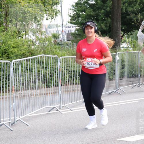 08.06.2024 - REWE Women's Run Strokosch-Dieckow http://msf.ph/oto/6259876 09.06.2024 10:00:32 Laufen 10145, 10097 meine-sportfotos.de