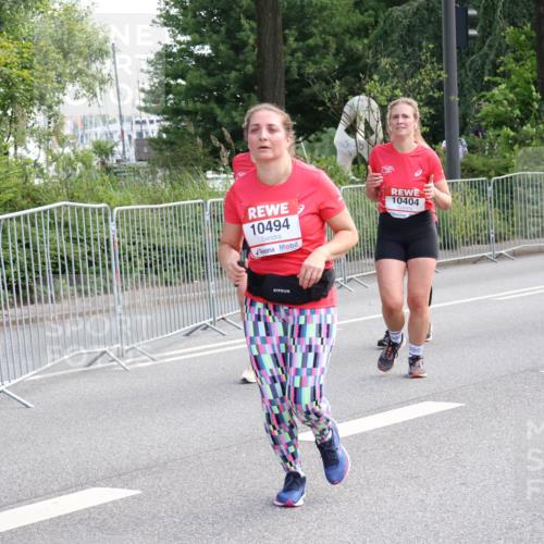 08.06.2024 - REWE Women's Run Strokosch-Dieckow http://msf.ph/oto/6259887 09.06.2024 10:00:37 Laufen 097, 10494, 10404, 10464, 1033 meine-sportfotos.de