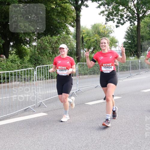 08.06.2024 - REWE Women's Run Strokosch-Dieckow http://msf.ph/oto/6259898 09.06.2024 10:00:39 Laufen 10077, 10404, 10338 meine-sportfotos.de