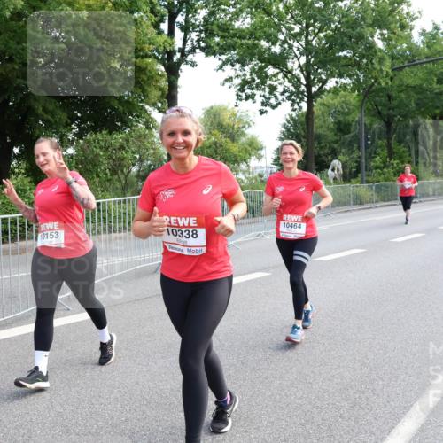 08.06.2024 - REWE Women's Run Strokosch-Dieckow http://msf.ph/oto/6259908 09.06.2024 10:00:41 Laufen 10153, 10338, 10464 meine-sportfotos.de