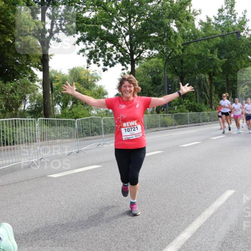 08.06.2024 - REWE Women's Run Strokosch-Dieckow http://msf.ph/oto/6259951 09.06.2024 10:01:02 Laufen 10721 meine-sportfotos.de