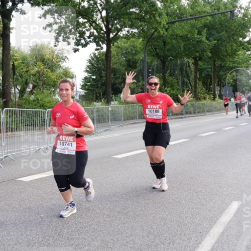 08.06.2024 - REWE Women's Run Strokosch-Dieckow http://msf.ph/oto/6259998 09.06.2024 10:01:13 Laufen 10741, 10188 meine-sportfotos.de