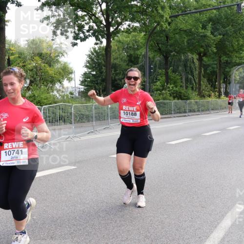 08.06.2024 - REWE Women's Run Strokosch-Dieckow http://msf.ph/oto/6259999 09.06.2024 10:01:14 Laufen 10741, 10188 meine-sportfotos.de