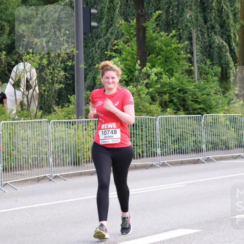 08.06.2024 - REWE Women's Run Strokosch-Dieckow http://msf.ph/oto/6260034 09.06.2024 10:01:30 Laufen 10748 meine-sportfotos.de
