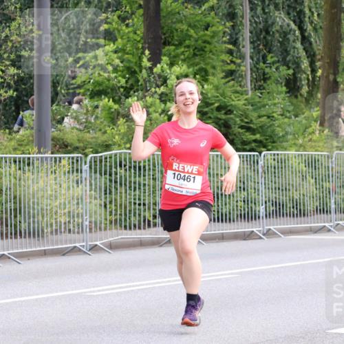 08.06.2024 - REWE Women's Run Strokosch-Dieckow http://msf.ph/oto/6260108 09.06.2024 10:02:06 Laufen 10461 meine-sportfotos.de