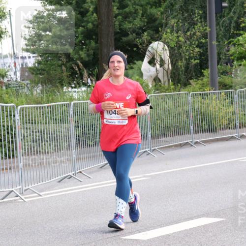 08.06.2024 - REWE Women's Run Strokosch-Dieckow http://msf.ph/oto/6260185 09.06.2024 10:02:34 Laufen 1048 meine-sportfotos.de