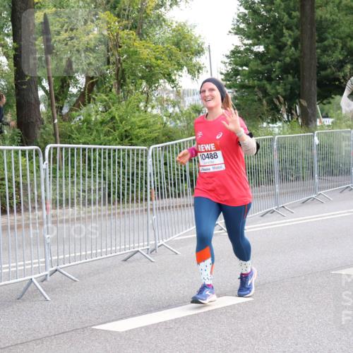 08.06.2024 - REWE Women's Run Strokosch-Dieckow http://msf.ph/oto/6260190 09.06.2024 10:02:35 Laufen 10488 meine-sportfotos.de