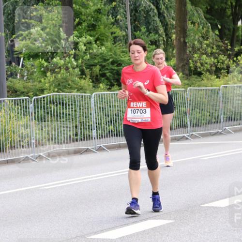 08.06.2024 - REWE Women's Run Strokosch-Dieckow http://msf.ph/oto/6260211 09.06.2024 10:02:50 Laufen 10703, 10177 meine-sportfotos.de
