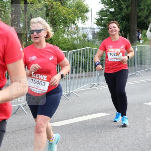 08.06.2024 - REWE Women's Run Strokosch-Dieckow http://msf.ph/oto/6260255 09.06.2024 10:03:08 Laufen 63, 10463, 1028, 10220 meine-sportfotos.de