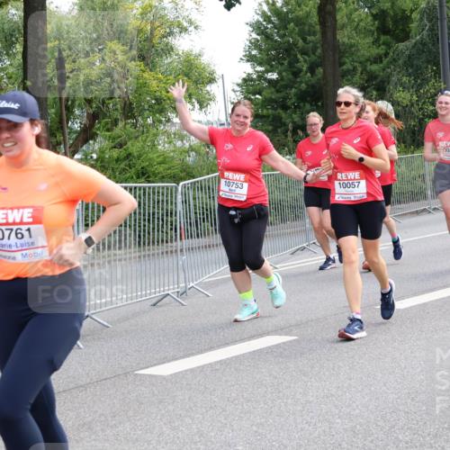 08.06.2024 - REWE Women's Run Strokosch-Dieckow http://msf.ph/oto/6260299 09.06.2024 10:03:17 Laufen 10761, 10753, 10057, 353, 103, 10416 meine-sportfotos.de