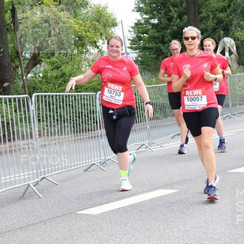 08.06.2024 - REWE Women's Run Strokosch-Dieckow http://msf.ph/oto/6260301 09.06.2024 10:03:18 Laufen 10753, 10057, 95, 1035 meine-sportfotos.de