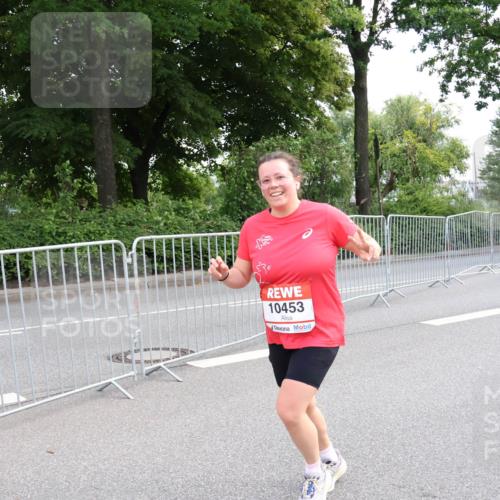 08.06.2024 - REWE Women's Run Strokosch-Dieckow http://msf.ph/oto/6260349 09.06.2024 10:03:24 Laufen 10453 meine-sportfotos.de