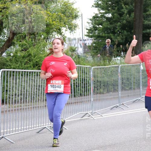 08.06.2024 - REWE Women's Run Strokosch-Dieckow http://msf.ph/oto/6260356 09.06.2024 10:03:25 Laufen 10340, 10629, 10617 meine-sportfotos.de