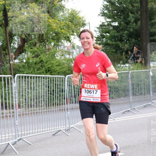 08.06.2024 - REWE Women's Run Strokosch-Dieckow http://msf.ph/oto/6260370 09.06.2024 10:03:28 Laufen 10617 meine-sportfotos.de