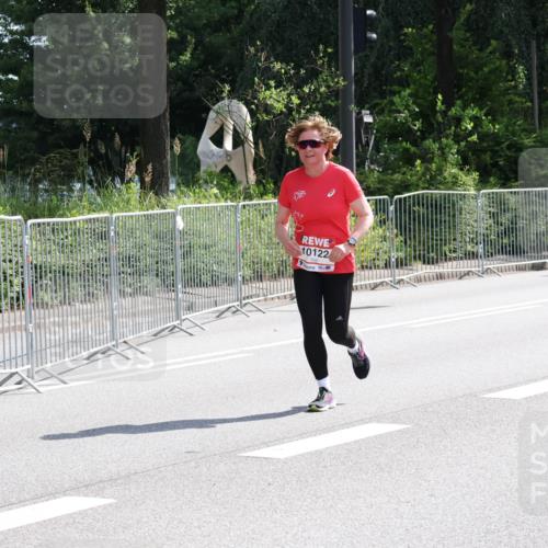 08.06.2024 - REWE Women's Run Strokosch-Dieckow http://msf.ph/oto/6260430 09.06.2024 10:04:03 Laufen 10122 meine-sportfotos.de