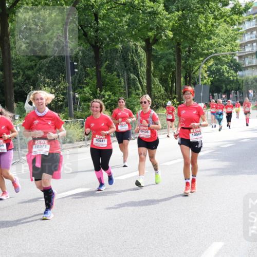 08.06.2024 - REWE Women's Run Strokosch-Dieckow http://msf.ph/oto/6260480 09.06.2024 10:04:19 Laufen 10541, 10294, 10371, 10514, 10435, 10569 meine-sportfotos.de