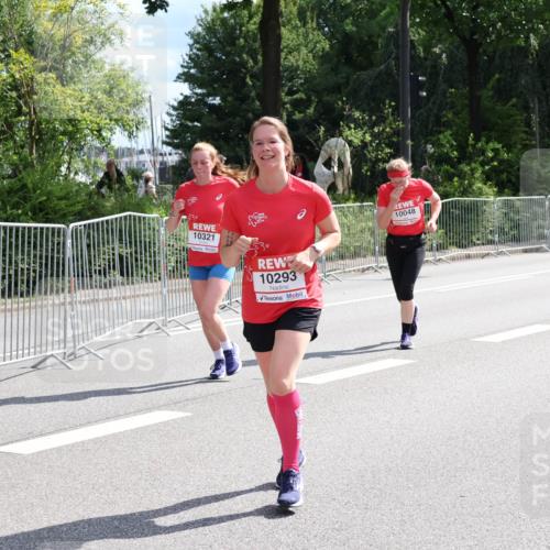 08.06.2024 - REWE Women's Run Strokosch-Dieckow http://msf.ph/oto/6260537 09.06.2024 10:04:32 Laufen 10321, 10293, 10048 meine-sportfotos.de