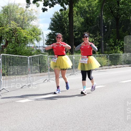 08.06.2024 - REWE Women's Run Strokosch-Dieckow http://msf.ph/oto/6260555 09.06.2024 10:04:42 Laufen 10710, 0685 meine-sportfotos.de