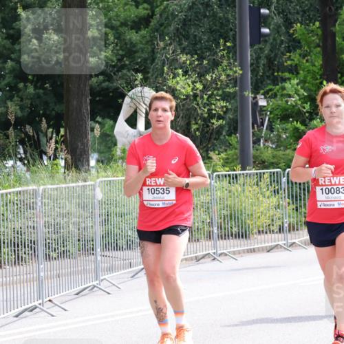 08.06.2024 - REWE Women's Run Strokosch-Dieckow http://msf.ph/oto/6260644 09.06.2024 10:05:13 Laufen 10535, 10083, 10105 meine-sportfotos.de