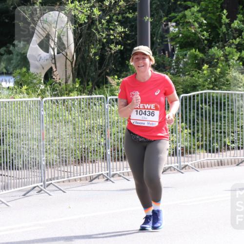 08.06.2024 - REWE Women's Run Strokosch-Dieckow http://msf.ph/oto/6260662 09.06.2024 10:05:30 Laufen 10436 meine-sportfotos.de