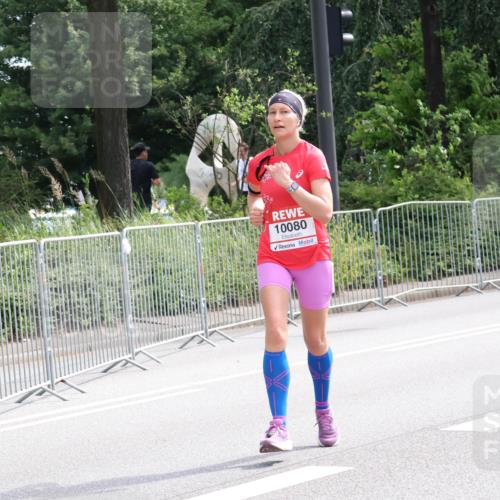 08.06.2024 - REWE Women's Run Strokosch-Dieckow http://msf.ph/oto/6260714 09.06.2024 10:05:53 Laufen 10080 meine-sportfotos.de