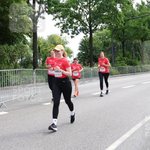 08.06.2024 - REWE Women's Run Strokosch-Dieckow http://msf.ph/oto/6260747 09.06.2024 10:06:10 Laufen 100, 11663, 10469, 10054 meine-sportfotos.de
