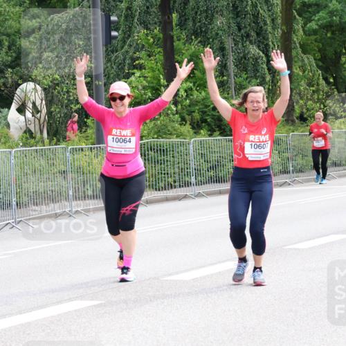 08.06.2024 - REWE Women's Run Strokosch-Dieckow http://msf.ph/oto/6260785 09.06.2024 10:06:27 Laufen 10064, 10607, 10577, 1029 meine-sportfotos.de