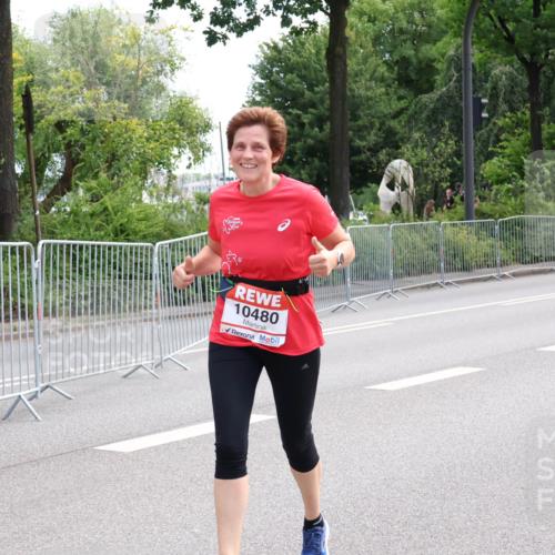 08.06.2024 - REWE Women's Run Strokosch-Dieckow http://msf.ph/oto/6260889 09.06.2024 10:06:54 Laufen 10480 meine-sportfotos.de