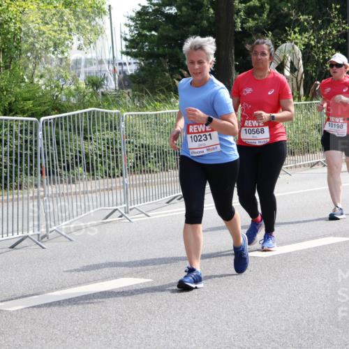 08.06.2024 - REWE Women's Run Strokosch-Dieckow http://msf.ph/oto/6261026 09.06.2024 10:07:35 Laufen 10231, 10568, 10198 meine-sportfotos.de